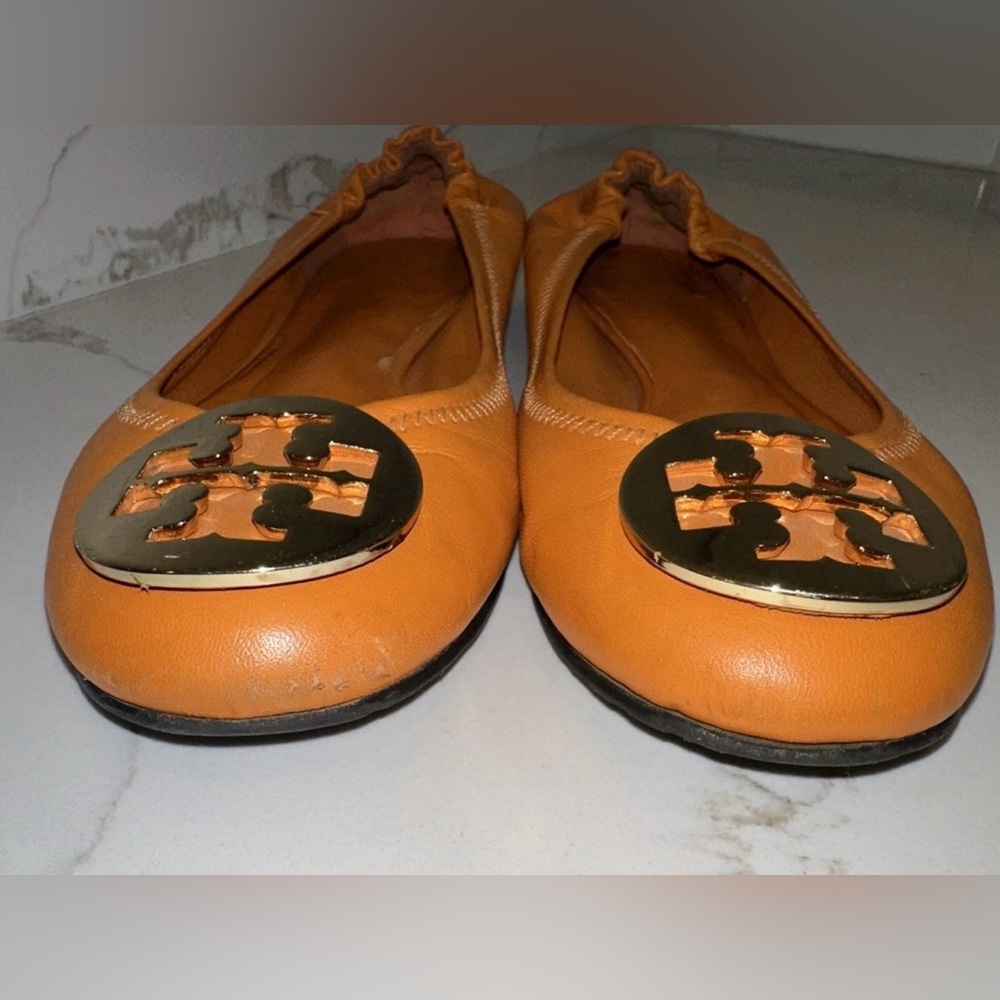 Tory Burch Womens Size 5  Reva Leather Ballet Flats Orange Gold T Logo Buckle - Picture 3 of 16